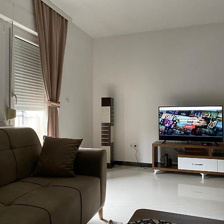 Capital Apartment Prishtina Pristina Eksteriør bilde