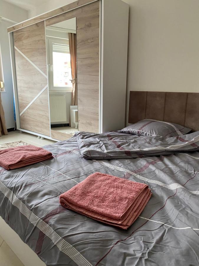Capital Apartment Prishtina Pristina Eksteriør bilde