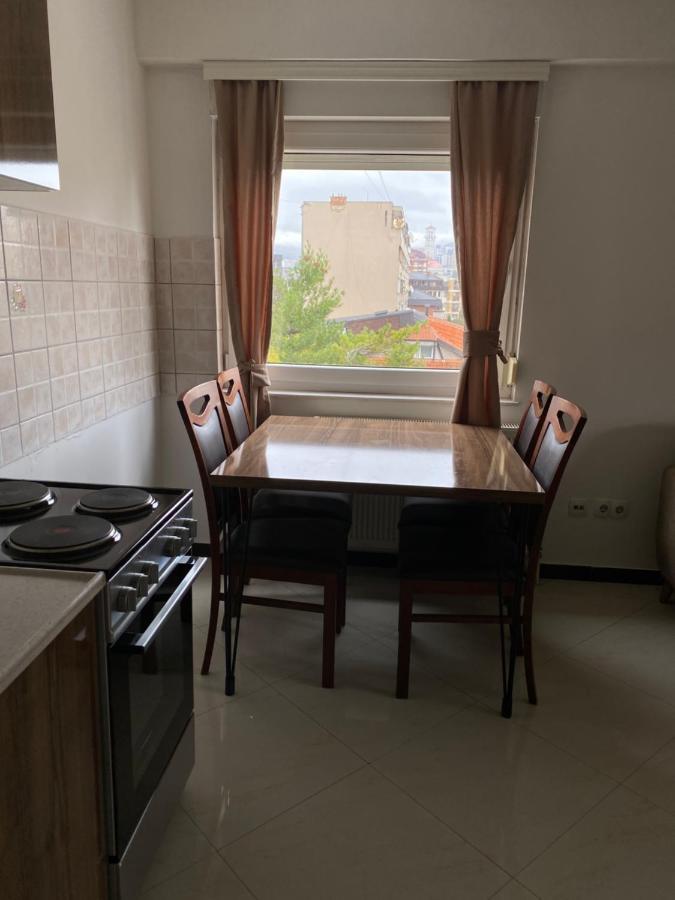 Capital Apartment Prishtina Pristina Eksteriør bilde