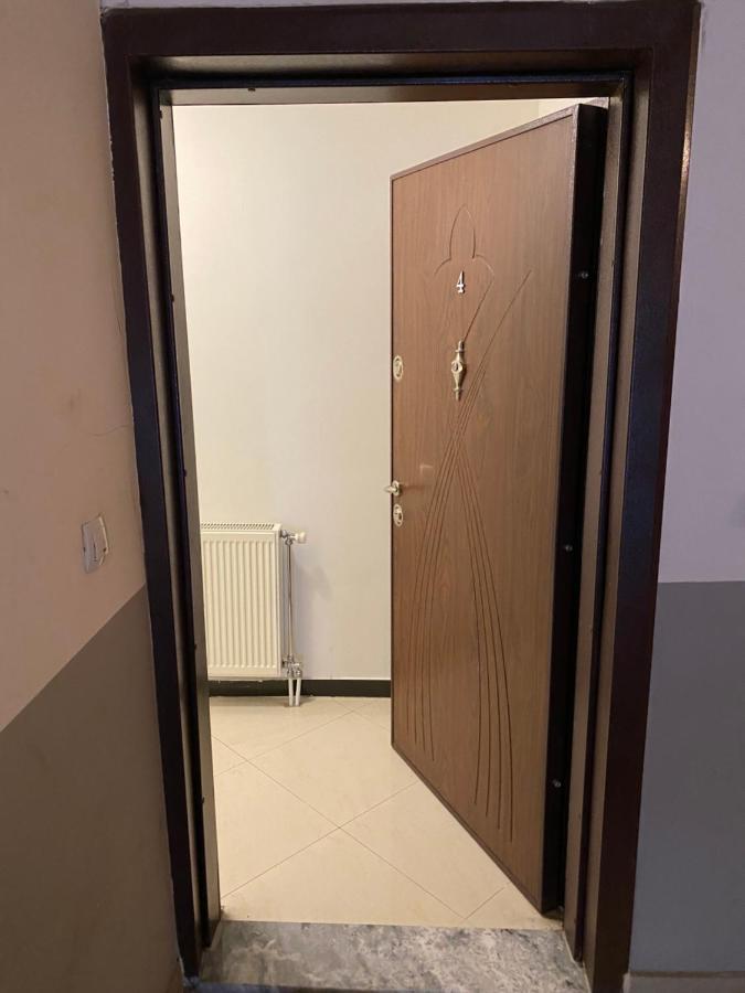 Capital Apartment Prishtina Pristina Eksteriør bilde